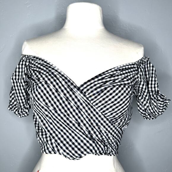 Black & White Gingham Pattern Blouse- Size M US - Picture 1 of 9